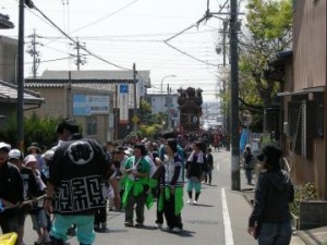 西成岩西組の山車1