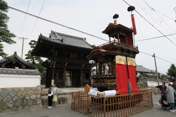 西成岩の西組・敬神車