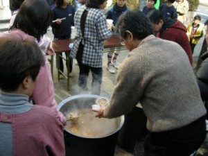 豚汁のふるまい