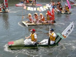 半田運河手づくりいかだレース大会_13