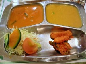 インド料理ジャイプールのサービスセット