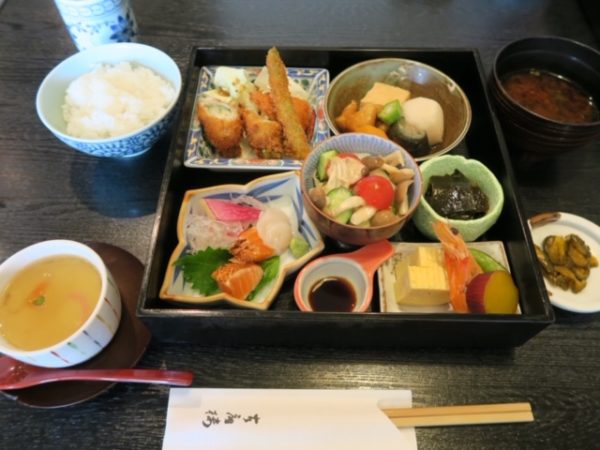 日本料理店「古扇楼」 松花堂弁当1