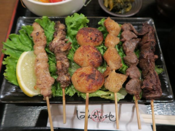 半田 ばんがい地 串焼き定食 焼き鳥が6本(6種)