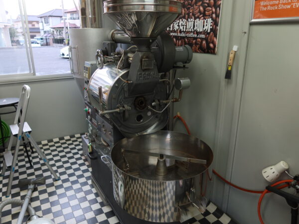 自家焙煎珈琲丸喜(半田市) 珈琲焙煎機(コーヒーロースター)のメンテナンス掃除_6